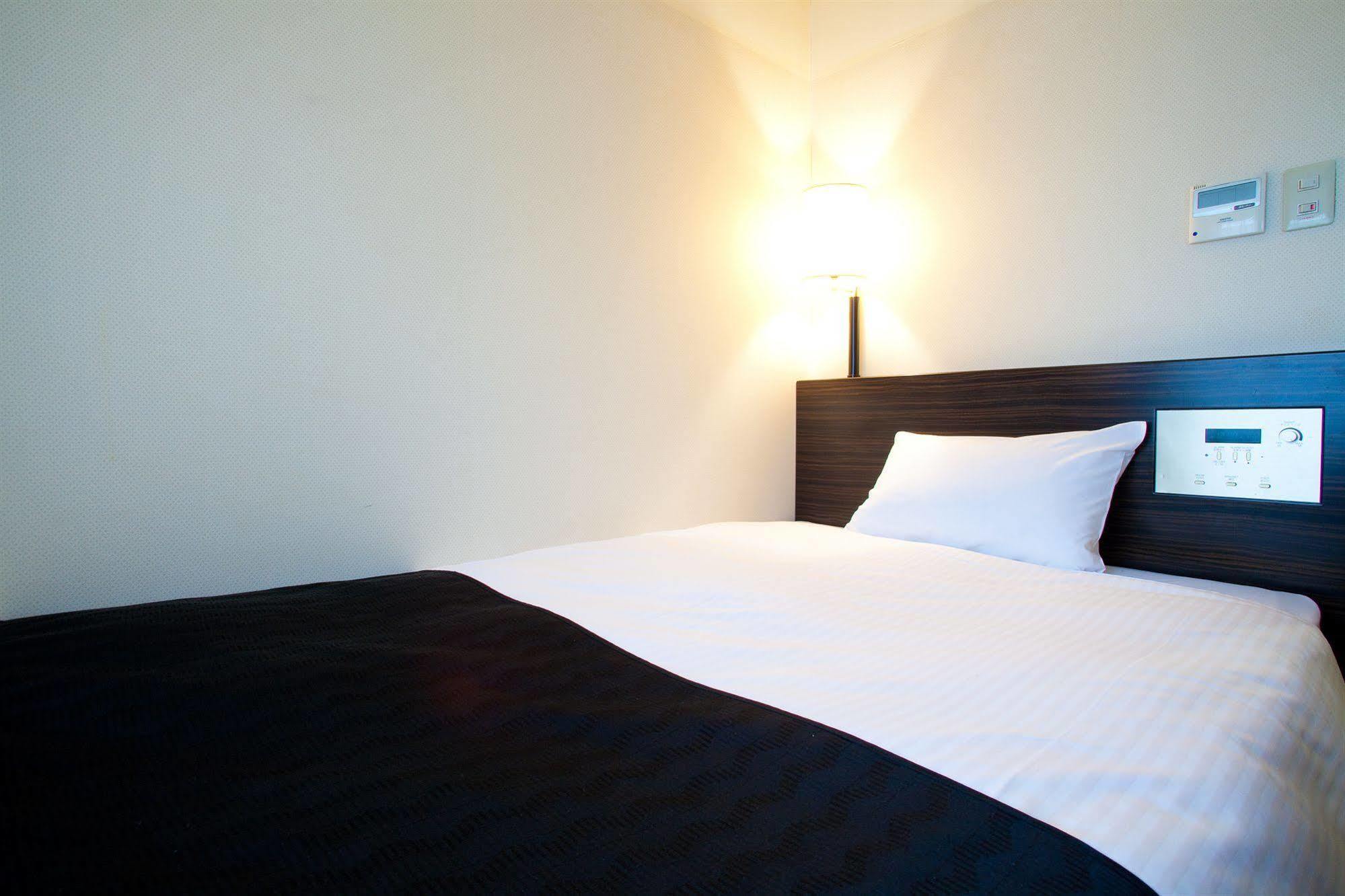 Apa Tanimachi 4chome Ekimae 3* 大阪